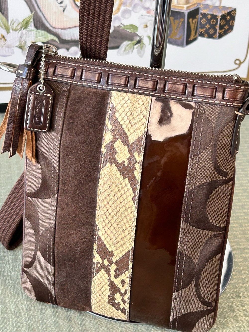 COACH 2006 Vintage Hamptons Python Trimmed Signature Swing Pack 😍❤️‍🔥 - Picture 13 of 17